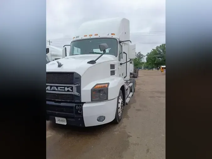 2019 MACK ANTHEM 64T