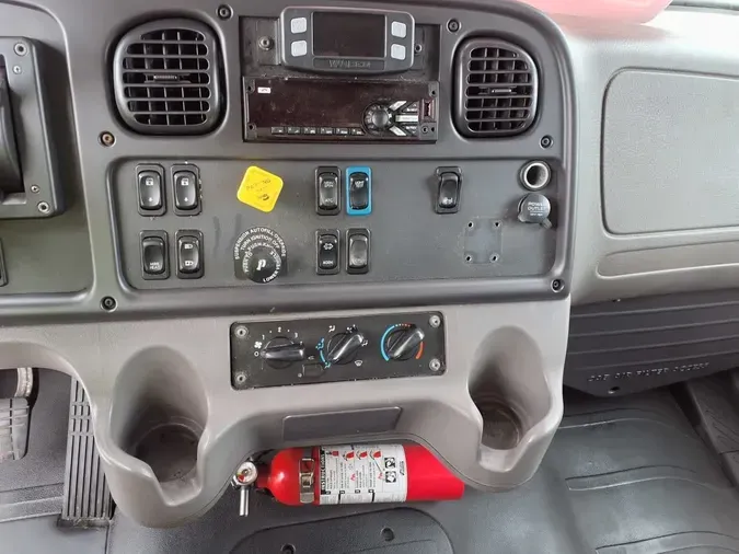 2019 FREIGHTLINER/MERCEDES M2 106