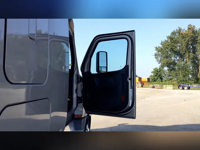 2025 Freightliner Cascadia 1261a8959738c9af28a9babcae18dfd5864