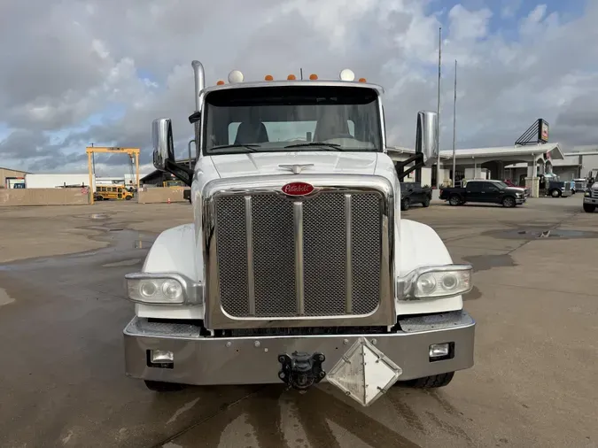 2019 Peterbilt 567