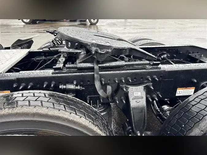 2021 FREIGHTLINER CA1261a8f87335218cb2553d9e32b2d429574