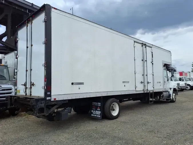 2019 HINO HINO 258ALP