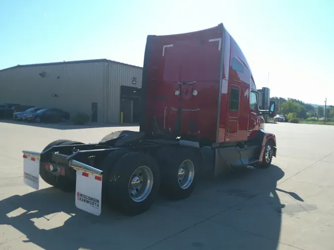 2022 Kenworth T680