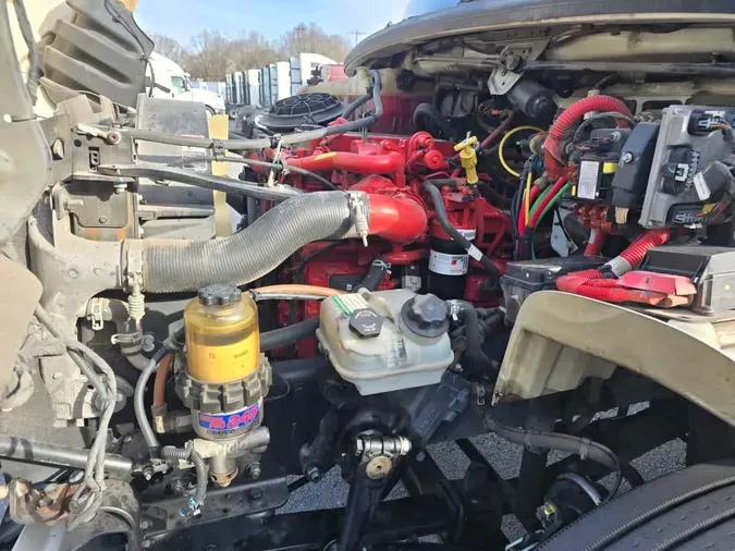 2019 FREIGHTLINER/MERCEDES M2 106