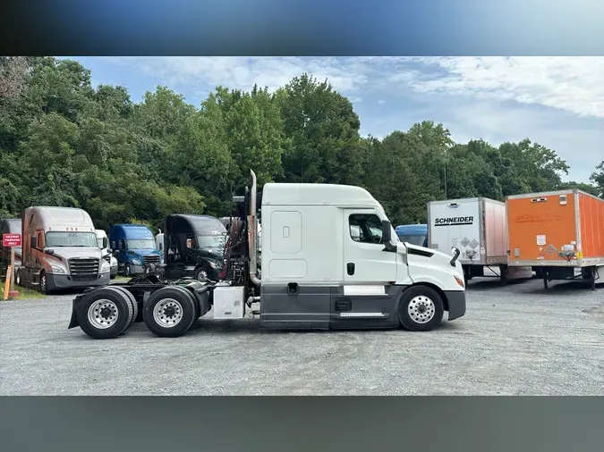 2022 Freightliner Cascadia 1261a9c12d307c94251bc1b68c0fac3cbcf