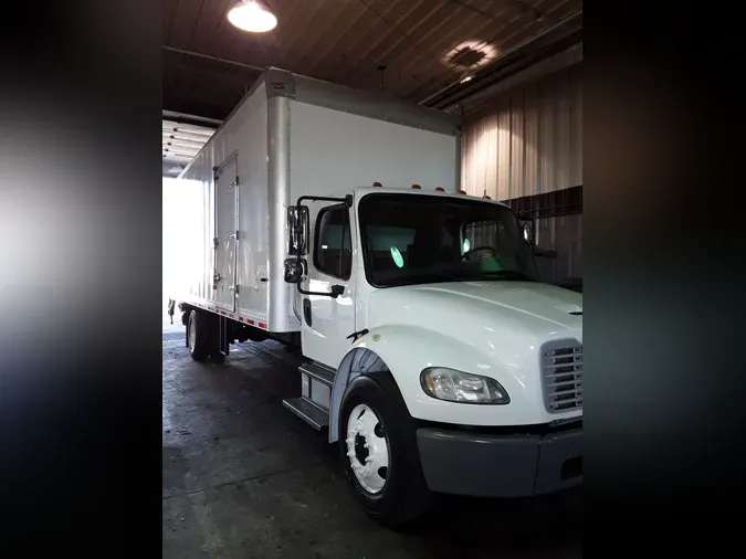 2018 FREIGHTLINER/MERCEDES M2 106