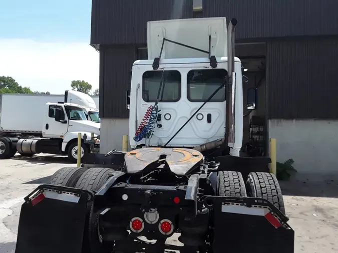 2019 FREIGHTLINER CASCADIA 125