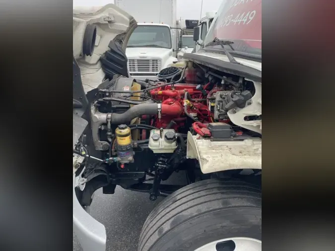 2017 FREIGHTLINER M2 106