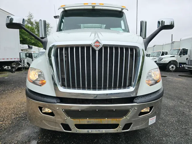 2018 NAVISTAR INTERNATIONAL LT625 DAYCAB T/A