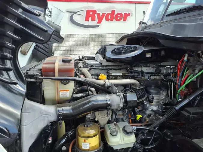 2020 FREIGHTLINER/MERCEDES CASCADIA 125