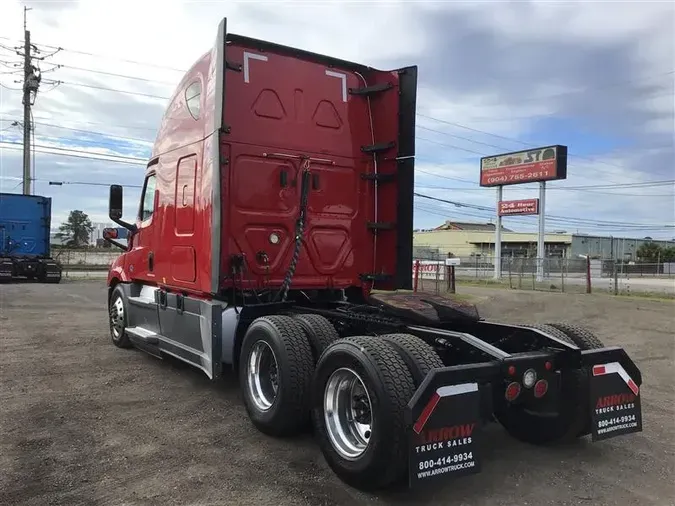 2020 FREIGHTLINER CASCADIA