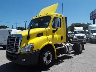 2017 FREIGHTLINER/MERCEDES CASCADIA 113