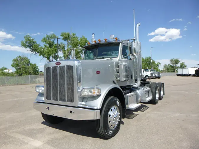 2020 Peterbilt 389