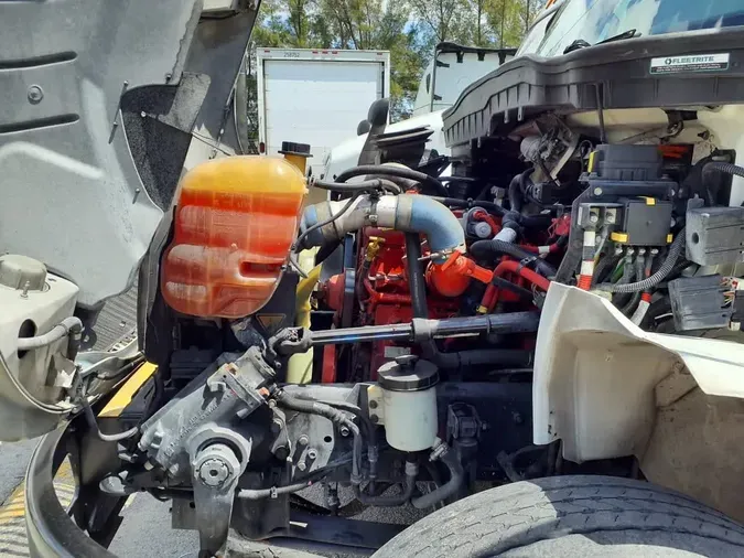 2019 NAVISTAR INTERNATIONAL MV607 (4X2)