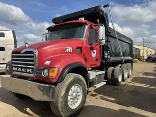 2007 MACK GRANITE CV713