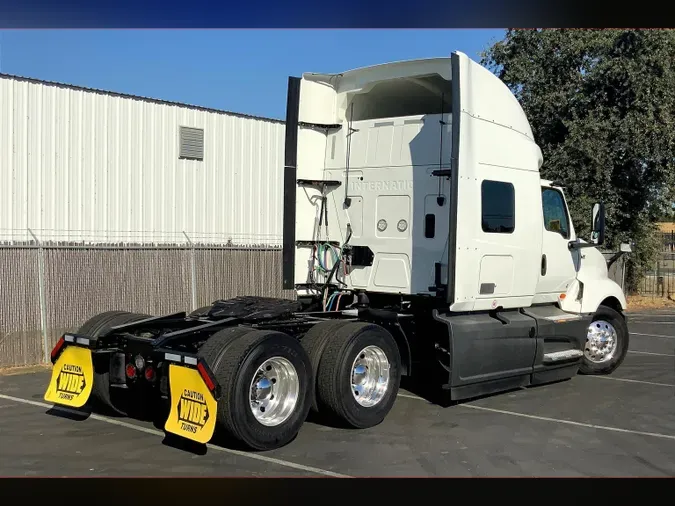 2023 INT LT625 6X4