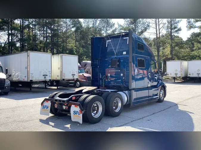 2022 Volvo VNL860