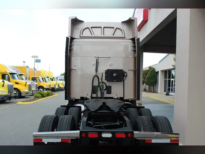 2023 Peterbilt 579