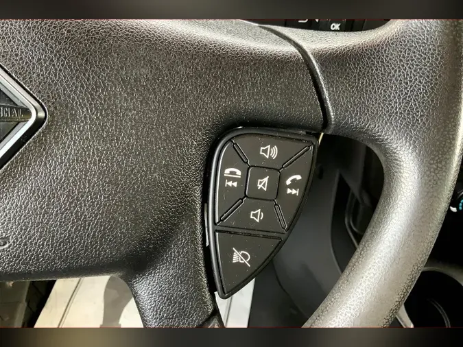 2022 INT LT625 6x4