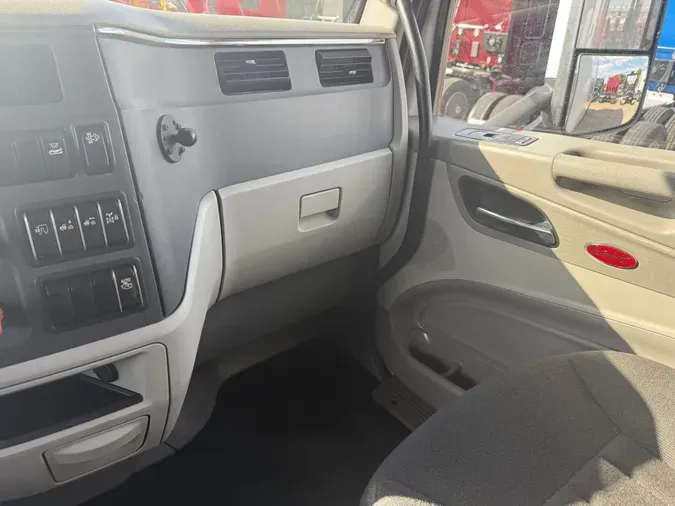 2021 Peterbilt 579