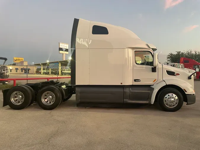 2020 PETERBILT 579