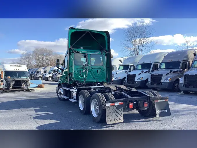 2020 Freightliner Cascadia 1261ac1d255ef627864bca1219caa68812c