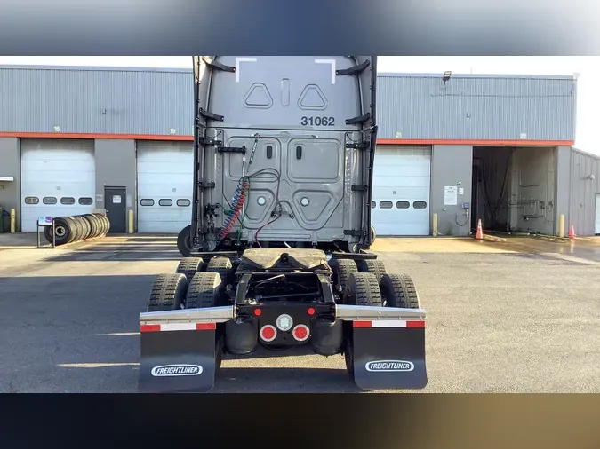 2024 Freightliner Cascadia