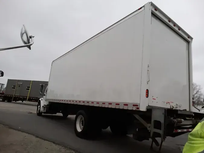 2019 FREIGHTLINER M2 106