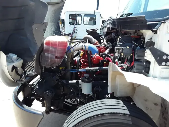 2018 NAVISTAR INTERNATIONAL 4300