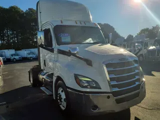 2019 FREIGHTLINER/MERCEDES NEW CASCADIA 126