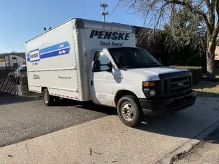 2017 FORD MOTOR COMPANY E350