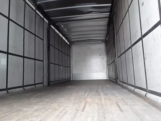 2020 FREIGHTLINER/MERCEDES M2 106