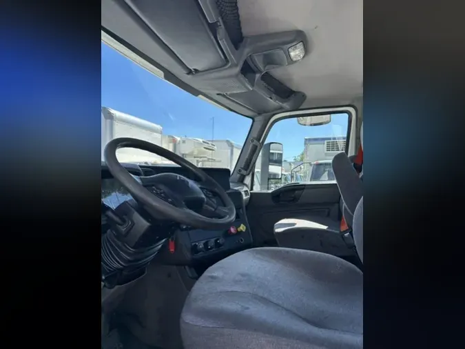 2019 NAVISTAR INTERNATIONAL RH613 DAYCAB S/A