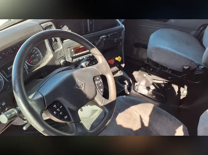 2020 NAVISTAR INTERNATIONAL LT625 SLPR CAB