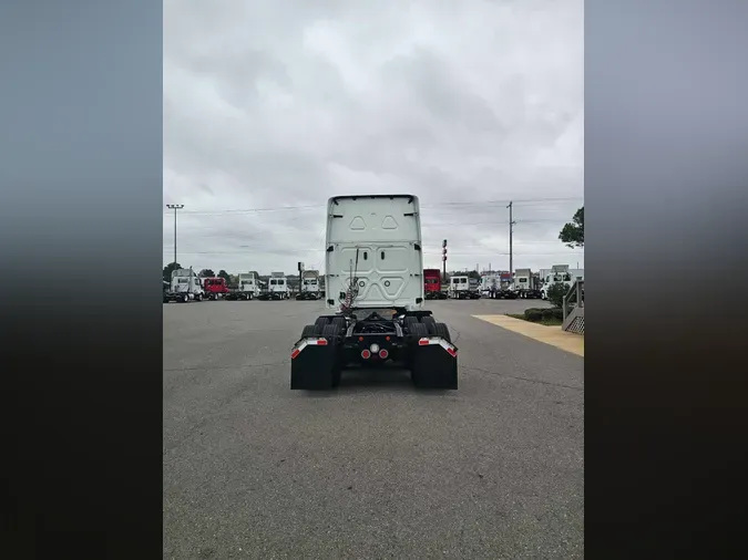 2019 FREIGHTLINER/MERCEDES CASCADIA 125