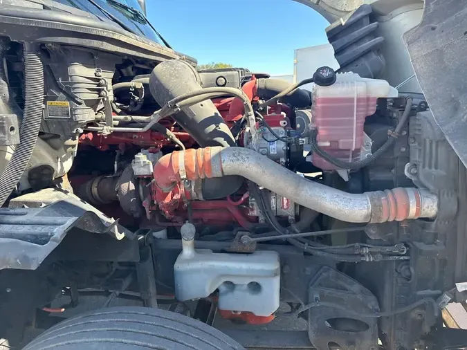 2019 NAVISTAR INTERNATIONAL LT625 DAYCAB T/A1acd80db328f4f4c70194ce00c956d22