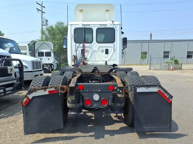 2014 FREIGHTLINER CASCADIA 125