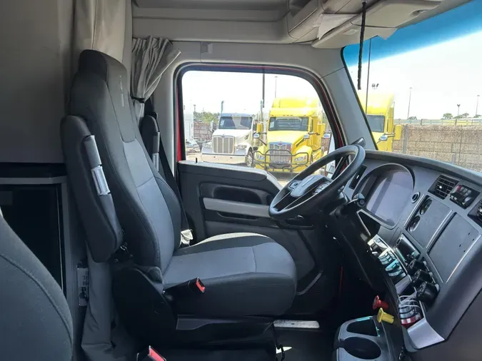 2024 Kenworth T680