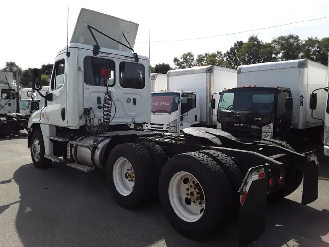 2018 FREIGHTLINER/MERCEDES CASCADIA 125