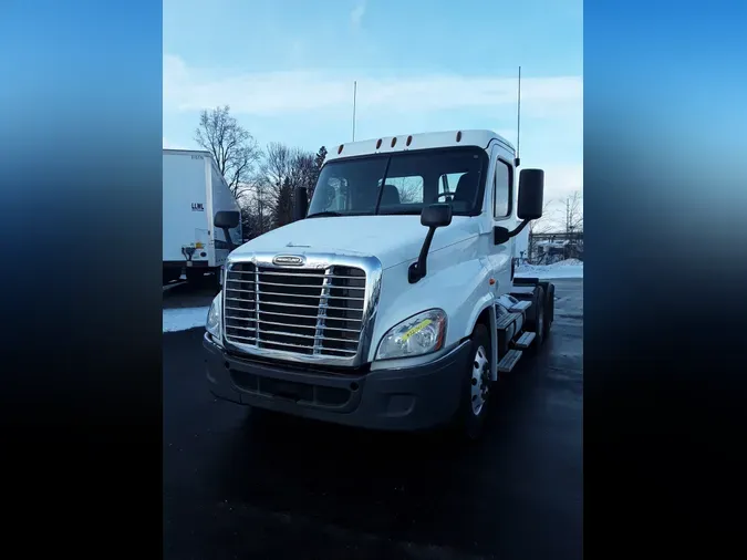 2018 FREIGHTLINER/MERCEDES CASCADIA 125