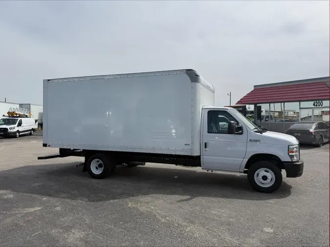 2019 Ford E-450