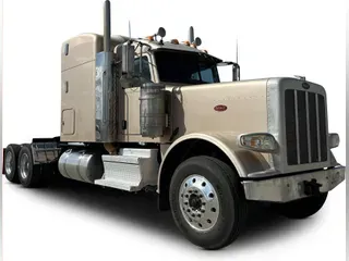 2020 Peterbilt 389