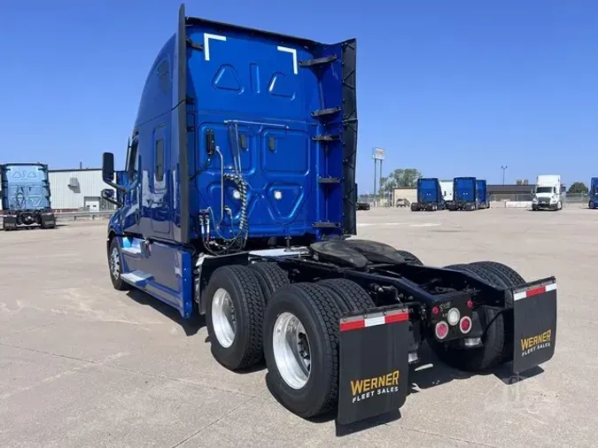 2023 FREIGHTLINER CASCADIA 1261adc4ab274733bd03f108c409c207f85