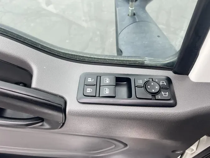 2023 International LT625