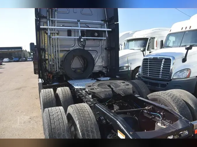 2015 FREIGHTLINER CASCADIA 125