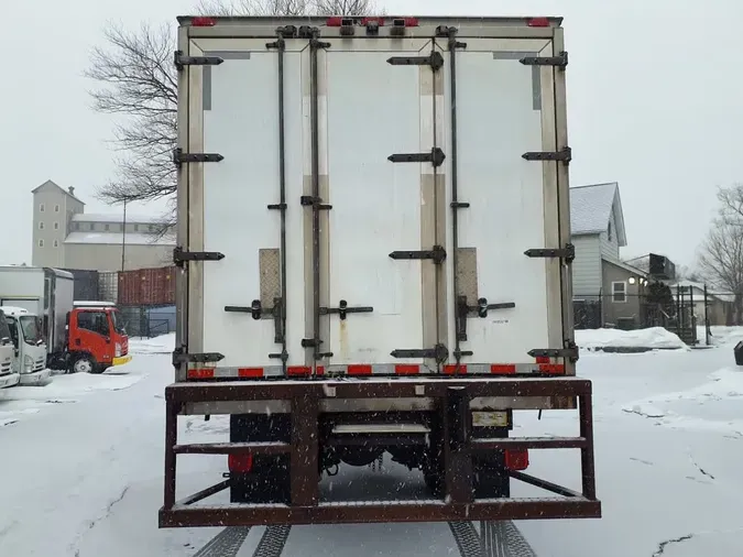 2020 FREIGHTLINER/MERCEDES M2 106