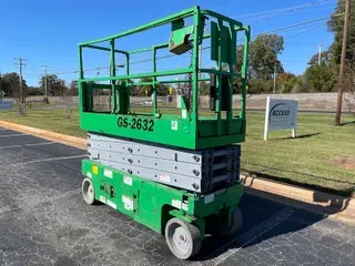 2012 Genie GS2632