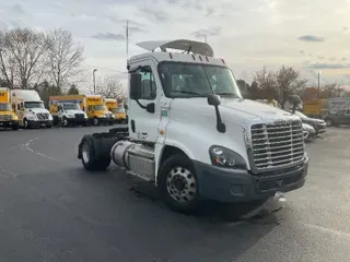 2017 Freightliner X12542ST