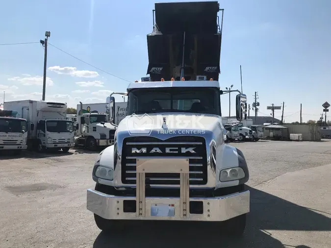 2019 MACK Granite