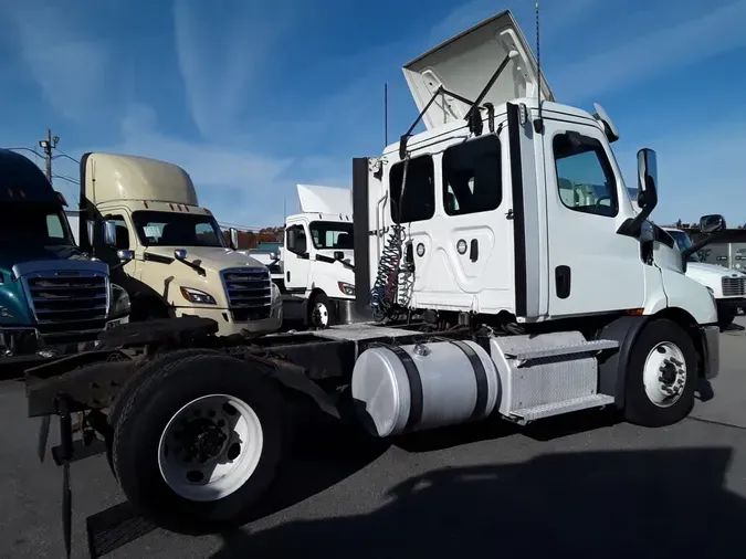 2020 FREIGHTLINER/MERCEDES NEW CASCADIA 1161af2adabe7d1a3f90c773f8cf7d48462